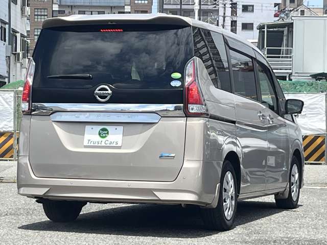日産 セレナ ２．０ Ｘ H29年 (近畿) 99