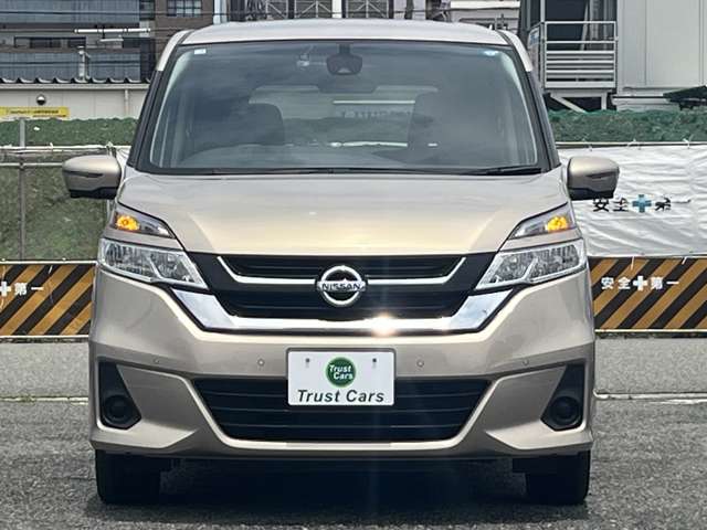 日産 セレナ ２．０ Ｘ H29年 (近畿) 99