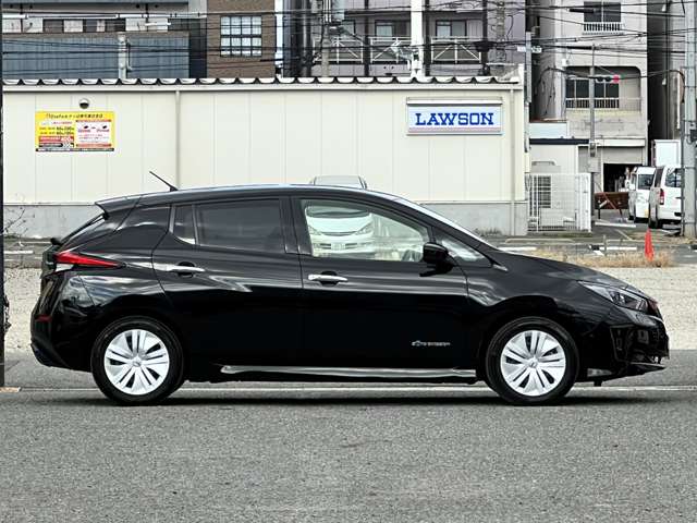 日産 リーフ Ｘ H29年 (近畿) 99