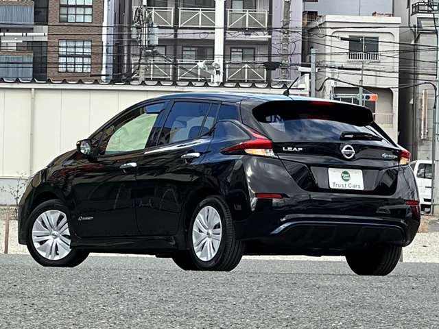 日産 リーフ Ｘ H29年 (近畿) 99