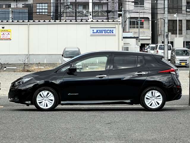 日産 リーフ Ｘ H29年 (近畿) 99