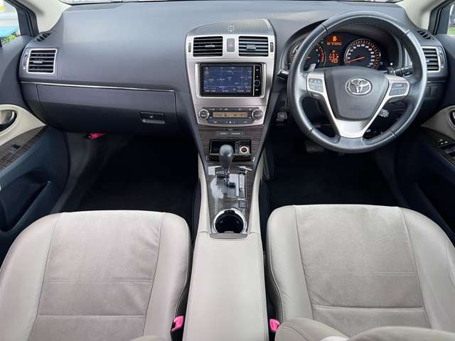 トヨタ アベンシスワゴン ２．０ ＬＩ H25年 (近畿) 99