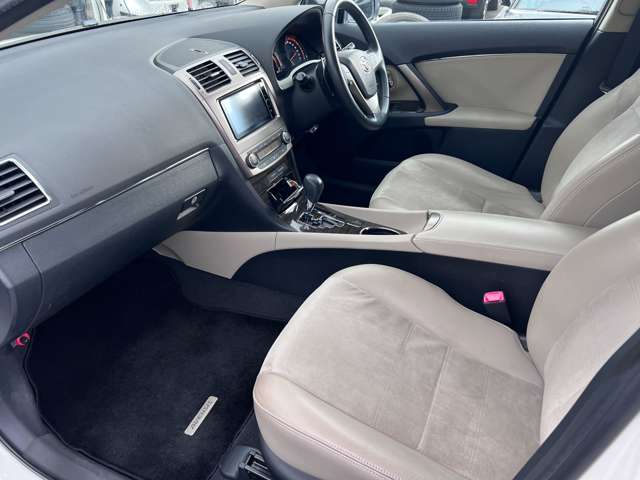 トヨタ アベンシスワゴン ２．０ ＬＩ H25年 (近畿) 99