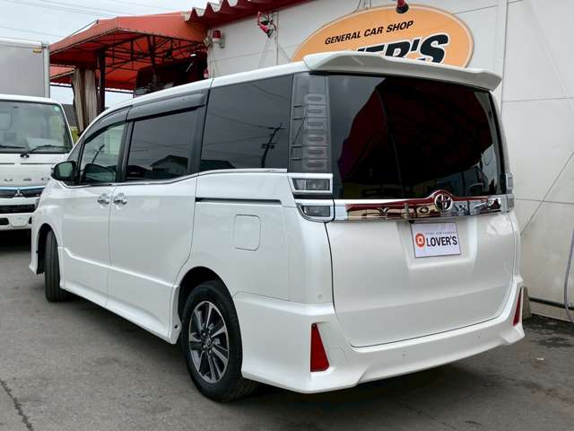 トヨタ ヴォクシー ２．０ ＺＳ 煌ＩＩ R1年 (九州・沖縄) 99