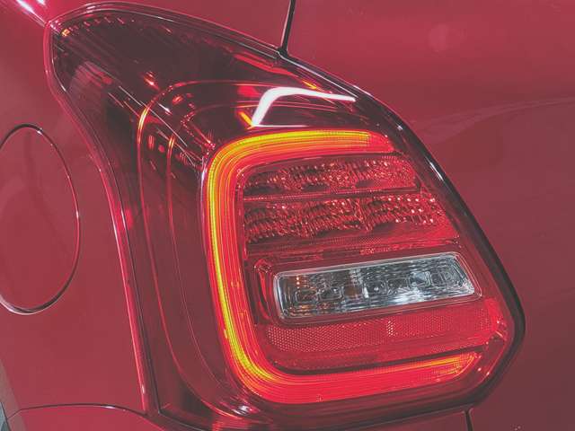 スズキ スイフト スポーツ １．４ セーフティパッケージ装着車 H30年 (近畿) 99