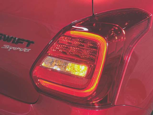 スズキ スイフト スポーツ １．４ セーフティパッケージ装着車 H30年 (近畿) 99