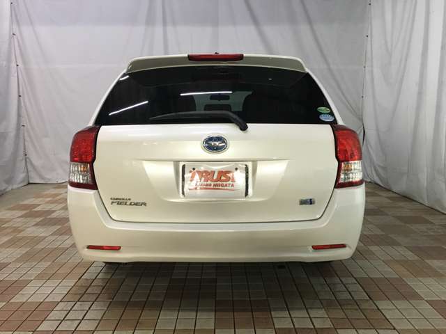 トヨタ カローラフィールダー　ハイブリッド １．５ ハイブリッド Ｇ H25年 (甲信越・北陸) 99