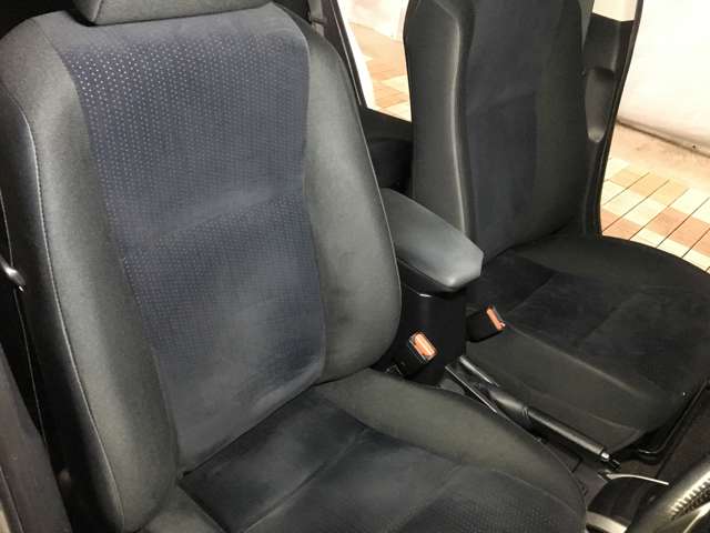 トヨタ カローラフィールダー　ハイブリッド １．５ ハイブリッド Ｇ H25年 (甲信越・北陸) 99