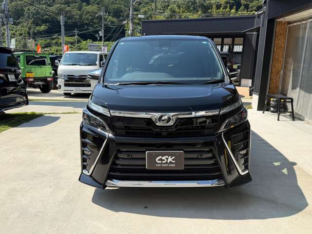 トヨタ ヴォクシー ２．０ ＺＳ 煌ＩＩ R1年 (近畿) 99