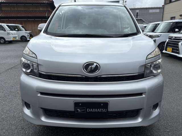 トヨタ ヴォクシー ２．０ Ｘ Ｌエディション H23年 (近畿) 99