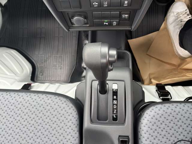 日産 ＮＴ１００クリッパー ６６０ ＤＸ R8年 (近畿) 99