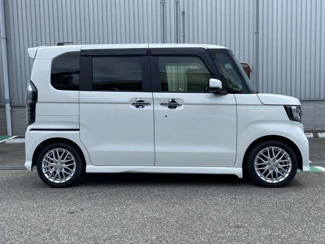 ホンダ Ｎ　ＢＯＸ カスタム ６６０ Ｌ ターボ R5年 (近畿) 99
