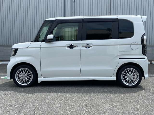 ホンダ Ｎ　ＢＯＸ カスタム ６６０ Ｌ ターボ R5年 (近畿) 99