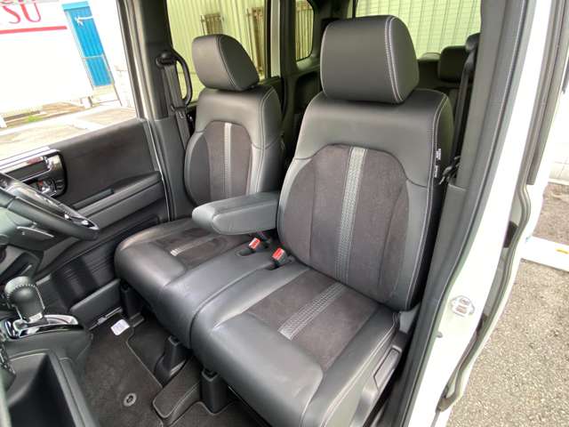 ホンダ Ｎ　ＢＯＸ カスタム ６６０ Ｌ ターボ R5年 (近畿) 99
