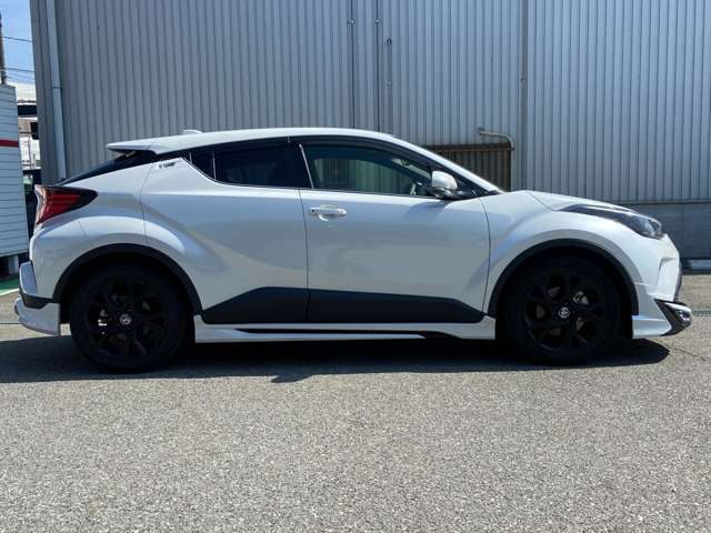トヨタ Ｃ−ＨＲ ハイブリッド １．８ Ｇ モード ネロ セーフティ プラスＩＩ R4年 (近畿) 99