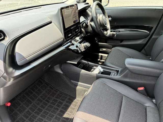 トヨタ アクア １．５ Ｚ R8年 (近畿) 99