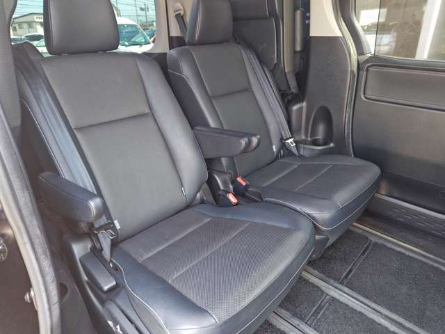 トヨタ エスクァイア ２．０ ＧＩ H27年 (近畿) 99