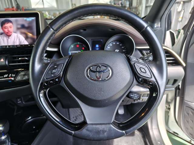 トヨタ Ｃ−ＨＲ ハイブリッド １．８ Ｇ R1年 (近畿) 99