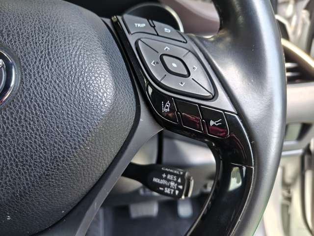 トヨタ Ｃ−ＨＲ ハイブリッド １．８ Ｇ R1年 (近畿) 99