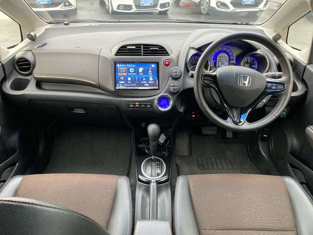 ホンダ フィット　シャトル　ハイブリッド １．３ スマートセレクション H25年 (九州・沖縄) 99