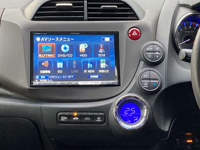 ホンダ フィット　シャトル　ハイブリッド １．３ スマートセレクション H25年 (九州・沖縄) 99