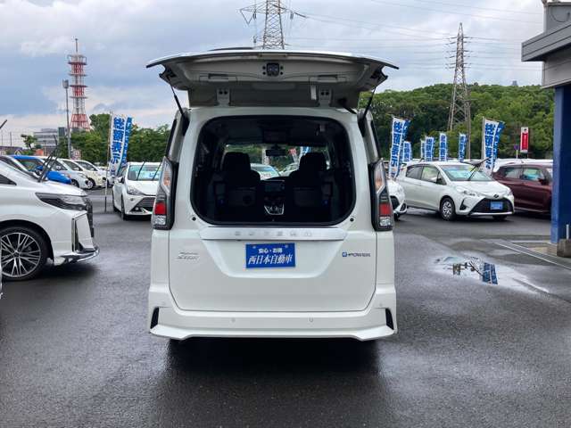 日産 セレナ １．２ Ｅ－ＰＯＷＥＲ ハイウェイスター Ｖ R1年 (九州・沖縄) 99