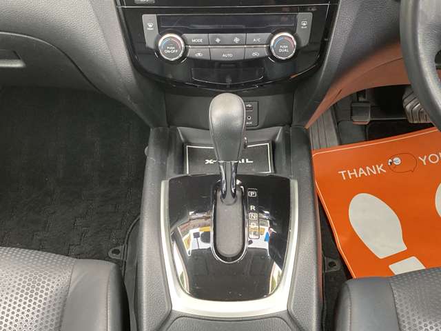 日産 エクストレイル ２．０ ２０Ｘ エマージェンシーブレーキパッケージ ２列車 ４ＷＤ H27年 (九州・沖縄) 99