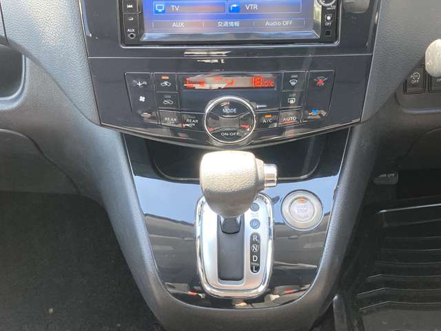 日産 セレナ ２．０ ハイウェイスター Ｓ－ＨＹＢＲＩＤ H25年 (九州・沖縄) 99