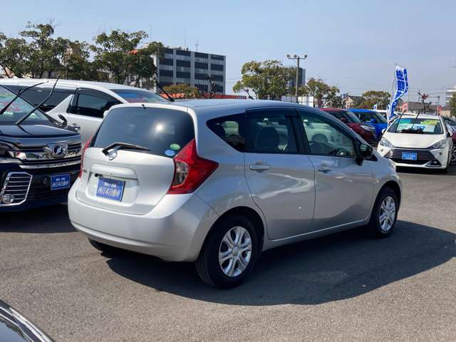 日産 ノート １．２ Ｘ H27年 (九州・沖縄) 99
