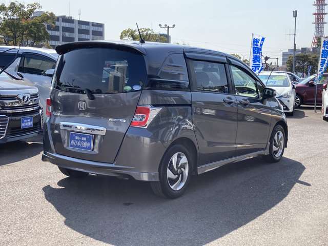 ホンダ フリードスパイク　ハイブリッド １．５ H26年 (九州・沖縄) 99