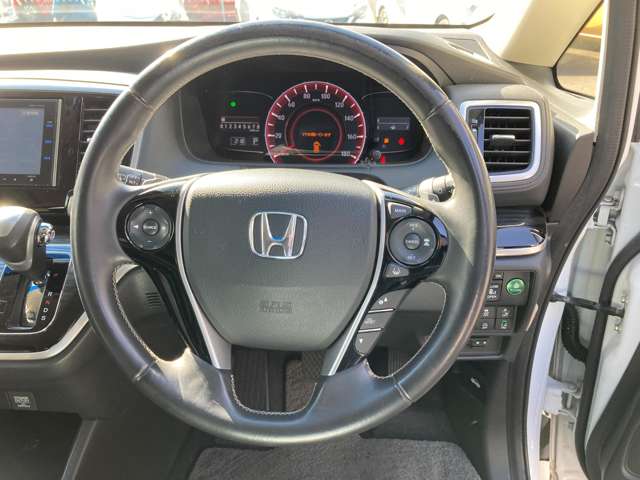 ホンダ オデッセイ ２．４ アブソルート H27年 (九州・沖縄) 99