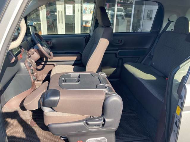 トヨタ スペイド １．５ Ｘ H25年 (九州・沖縄) 99