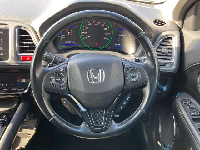 ホンダ ヴェゼル １．５ ハイブリッド Ｚ H27年 (九州・沖縄) 99