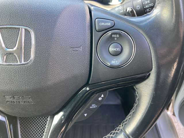 ホンダ ヴェゼル １．５ ハイブリッド Ｚ H27年 (九州・沖縄) 99