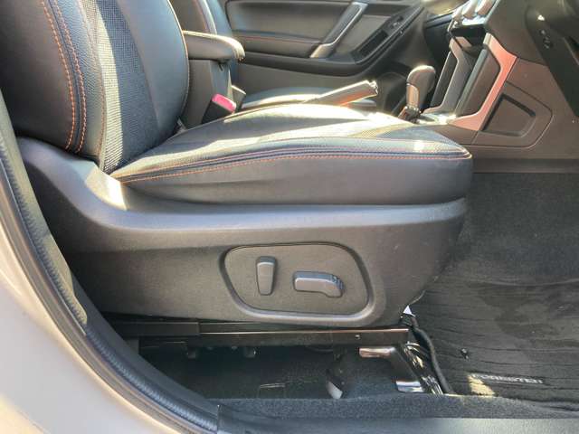 スバル フォレスター ２．０ エックスブレイク ４ＷＤ H28年 (九州・沖縄) 99