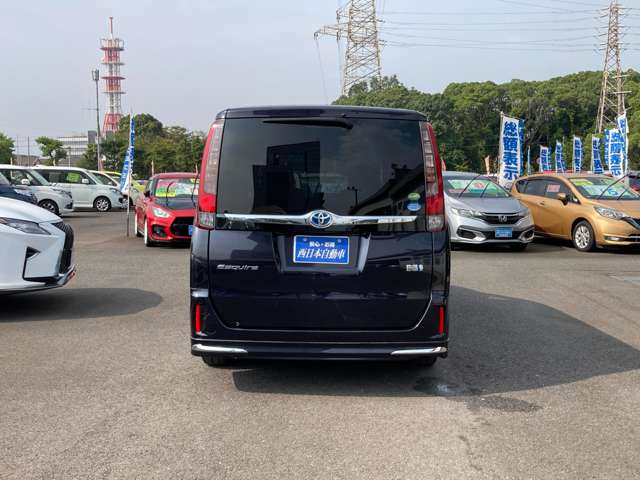 トヨタ エスクァイア　ハイブリッド １．８ ハイブリッド ＧＩ H27年 (九州・沖縄) 99