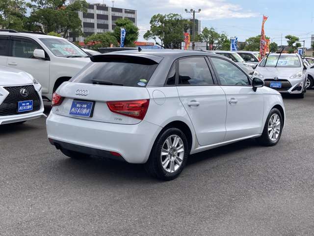 アウディ Ａ１　スポーツバック １．４　ＴＦＳＩ H27年 (九州・沖縄) 99