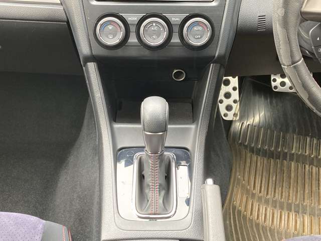 スバル インプレッサスポーツ ２．０ｉ−Ｓ　リミテッド H26年 (九州・沖縄) 99