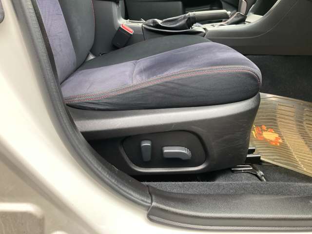 スバル インプレッサスポーツ ２．０ｉ−Ｓ　リミテッド H26年 (九州・沖縄) 99