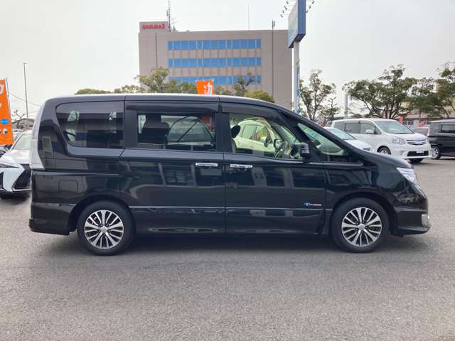 日産 セレナ ２．０ ハイウェイスター Ｖセレクション＋ＳＡＦＥＴＹ Ｓ－ＨＹＢＲＩＤ H27年 (九州・沖縄) 99