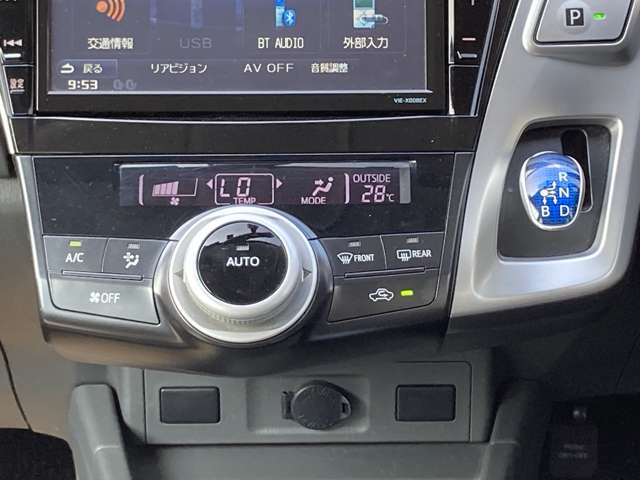 トヨタ プリウスΑ １．８ Ｓ ツーリングセレクション H25年 (九州・沖縄) 99