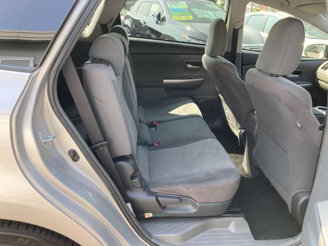 トヨタ プリウスΑ １．８ Ｓ ツーリングセレクション H25年 (九州・沖縄) 99