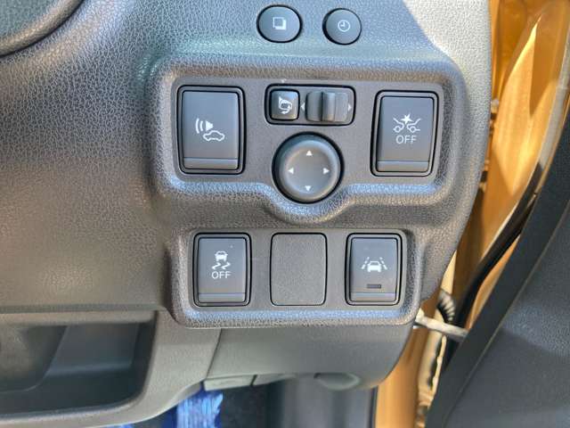 日産 ノート １．２ Ｅ－ＰＯＷＥＲ メダリスト H29年 (九州・沖縄) 99
