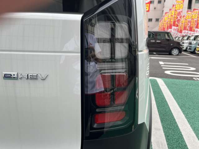ホンダ フリード　ハイブリッド １．５ Ｅ：ＨＥＶ クロスター R8年 (九州・沖縄) 99