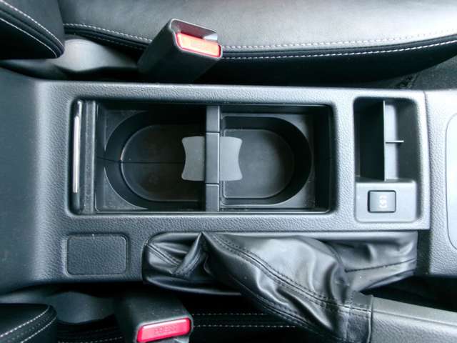 スバル インプレッサスポーツ ２．０ Ｉ－Ｓ アイサイト ４ＷＤ H24年 (九州・沖縄) 99