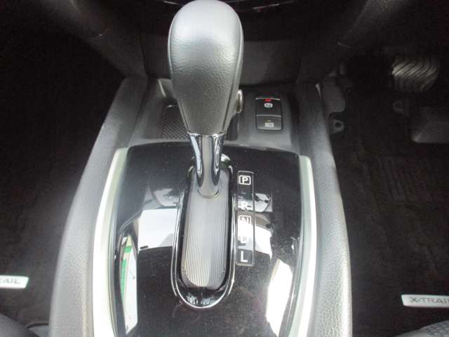 日産 エクストレイル ２．０ ２０ＸＩ ２列車 R1年 (九州・沖縄) 99