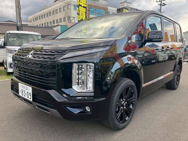 三菱 デリカ　Ｄ：５ ２．２ シャモニー 電動サイドステップ装着車 ディーゼルターボ ４ＷＤ R7年 (九州・沖縄) 99