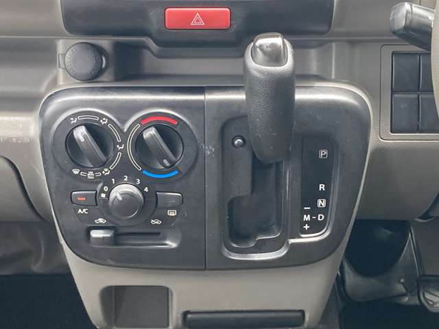 日産 ＮＶ１００クリッパー ６６０ ＤＸ ハイルーフ ５ＡＧＳ車 R1年 (九州・沖縄) 99