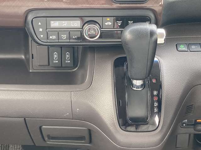 ホンダ Ｎ　ＢＯＸ ６６０ Ｇ Ｌ ターボ ホンダセンシング カッパーブラウンスタイル R1年 (九州・沖縄) 99