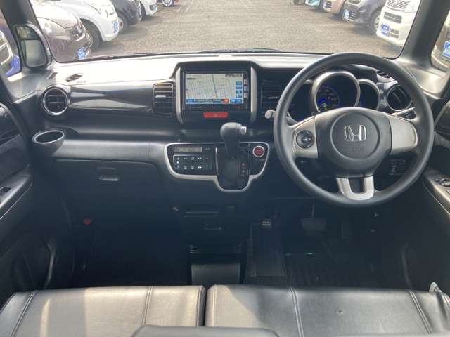 ホンダ Ｎ　ＢＯＸ ６６０ カスタムＧ Ｌパッケージ H24年 (九州・沖縄) 99